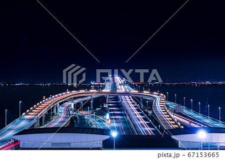 夜の海ほたる 67153665