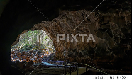 Undara Lava Tubes Delicate Ecosystem On Tour Undara Lava Tubes Delicate Ecosystem On Tour 67168083