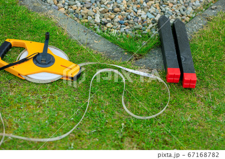 土地の境界　杭　測量　イメージ 67168782