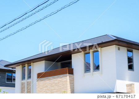 青空とモデルハウス　住宅イメージ　新興住宅地 67170417