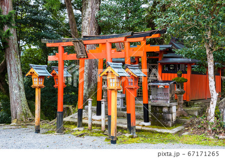 金峯山寺・久富稲荷大明神（奈良県吉野郡吉野町吉野山）2020年4月 67171265