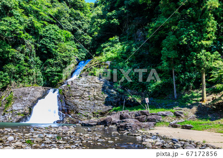 新緑の大樽の滝 河川公園やすらぎの里 【長崎県東彼杵郡】 新緑の大樽の滝 河川公園やすらぎの里 【長崎県東彼杵郡】 67172856