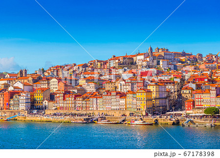 Cityscape of Porto, view of the old European town, Portugal 67178398