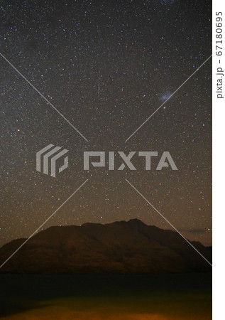 ニュージーランド南島クイーンズタウンで見た小マゼラン雲 ニュージーランド南島クイーンズタウンで見た小マゼラン雲 67180695