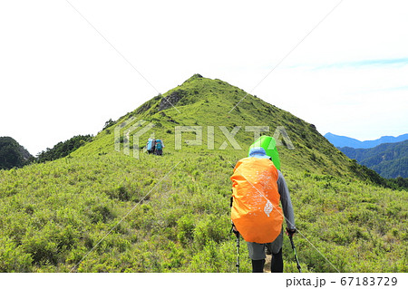 アルプ 高山 高峰 67183729
