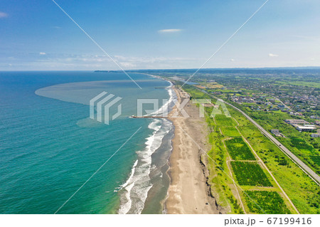 上空から見る九十九里浜 中里海水浴場付近の写真素材