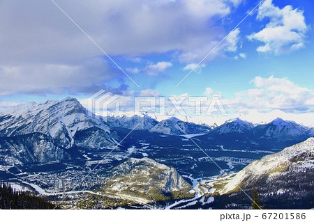 カナディアンロッキー カナダ サルファー山 風景 カナディアンロッキー カナダ サルファー山 風景 67201586