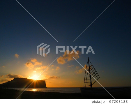 し 海 風景 67203188
