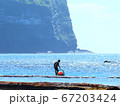 晴れ 水 波 67203424