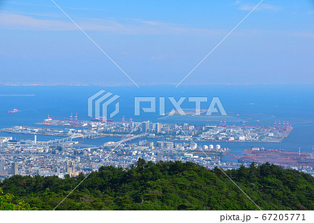 神戸西部市街地　六甲山アイランド　六甲山天覧台より 67205771
