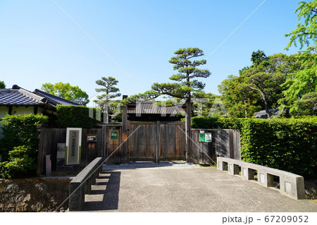 大阪　東大阪市　鴻池新田会所（梅雨前） 67209052
