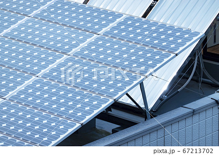 太陽光発電 67213702