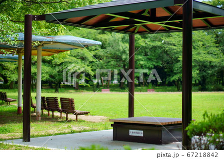 公園にある災害時用器具庫 公園にある災害時用器具庫 67218842