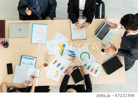 Business people group meeting shot from top view 67222306