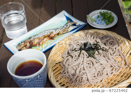 蕎麦と鮎の塩焼きの定食 蕎麦と鮎の塩焼きの定食 67225402