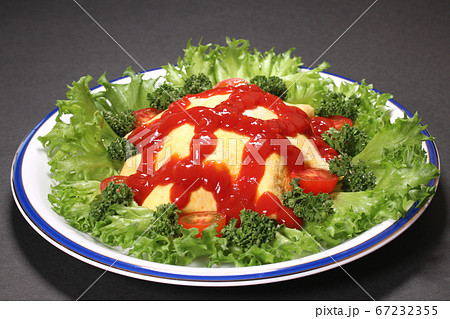 オムライス 67232355