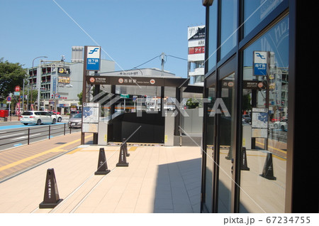 福岡市地下鉄西新駅・プラリバ前4番出口 福岡市地下鉄西新駅・プラリバ前4番出口 67234755