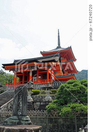 初夏の清水寺 67240720