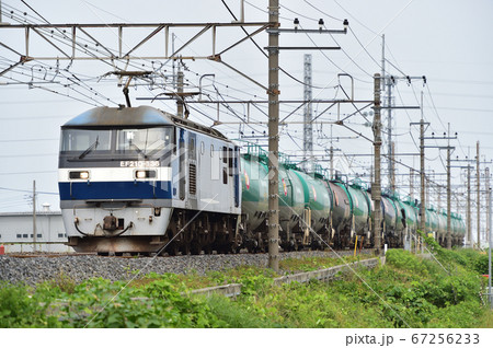武蔵野線　南越谷－東川口　JR貨物　EF210-136（新鶴見） 67256233