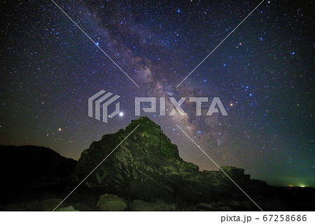 穴観音周辺の星空 67258686