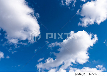 Clouds in a blue sky 67263582