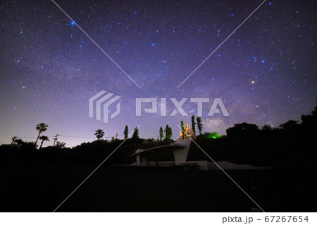 リップルランド「シンボルタワー」の星空 67267654