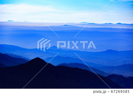 Mountain range Mountain range 67269385