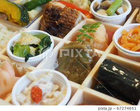 弁当のおかず 67274651