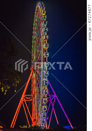 Ferris wheel at the fair ground at night Ferris wheel at the fair ground at night 67274877