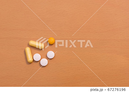 錠剤の薬 錠剤の薬 67276196