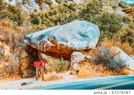 Tunnel Rock. Magnificent national American natural Tunnel Rock. Magnificent national American natural 67276387