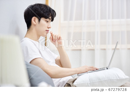 男 男性 男の子 67279728