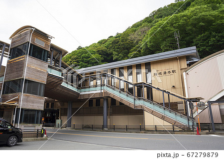 箱根の玄関口　箱根湯本の風景 67279879