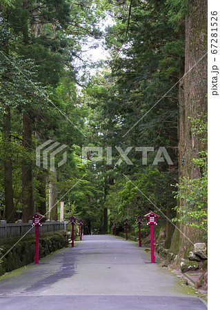 箱根神社の風景　箱根町 67281526