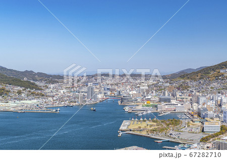 長崎県長崎市　長崎の街並み 67282710