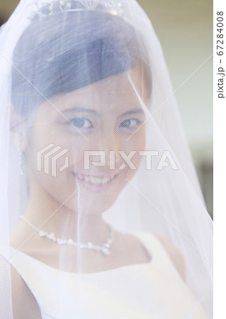 ベールを被った花嫁の写真素材 [67284008] - PIXTA