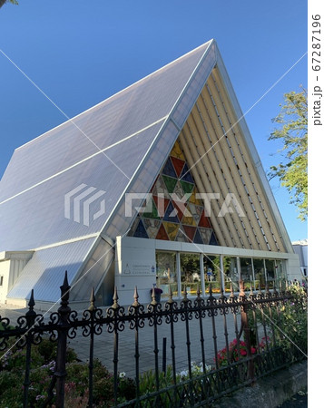 ニュージーランドの建築「紙の教会」坂茂 67287196