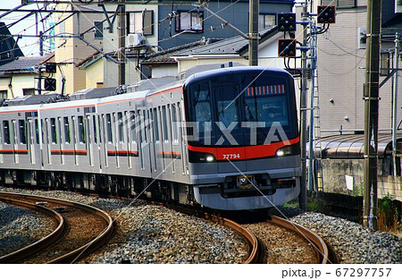 着席通勤の需要に応える日比谷線直通乗り入れ『THライナー』70090系 着席通勤の需要に応える日比谷線直通乗り入れ『THライナー』70090系 67297757