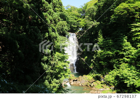 鳥海山　奈曽の白滝 67298137