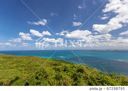 伊良部島　 (11月　夏　沖縄　宮古島) 67298795