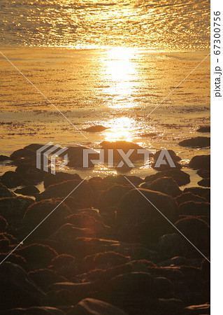 夢崎波の公園（角島）から見た夕景 67300756