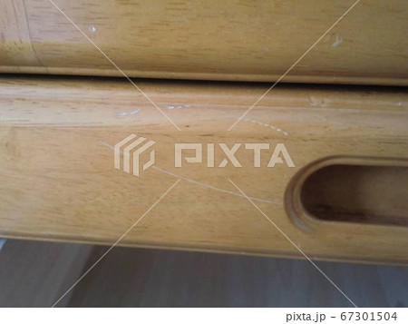 家具の傷 家具の傷 67301504