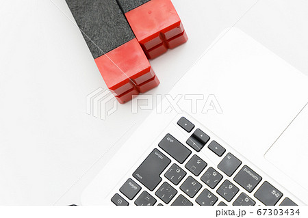 境界杭 ノートパソコン 測量 CAD イメージ 境界杭 ノートパソコン 測量 CAD イメージ 67303434