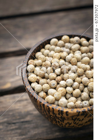 organic kampot dried white pepper corns in organic kampot dried white pepper corns in 67307972