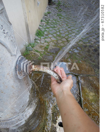 fontanella 2 67310582