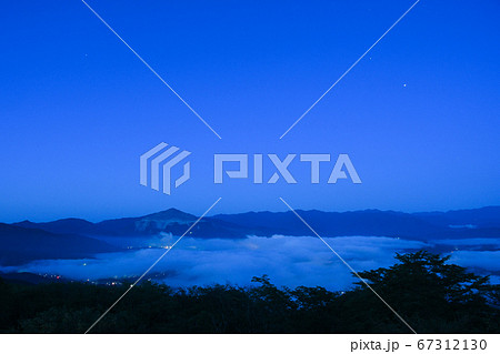 秩父盆地の雲海・美の山公園 秩父盆地の雲海・美の山公園 67312130