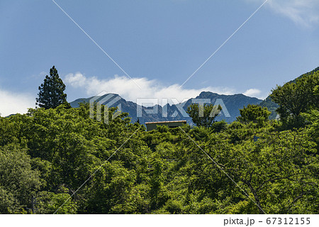 木曽　寝覚の床エリアから望む麦草岳と木曽前岳 67312155