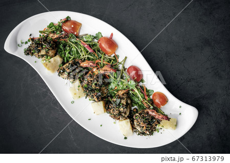 spicy stir fried prawns with garlic and kampot spicy stir fried prawns with garlic and kampot 67313979