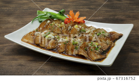 Chashu Pork Belly boiled in Soy Sauce sprinkle Chashu Pork Belly boiled in Soy Sauce sprinkle 67316752