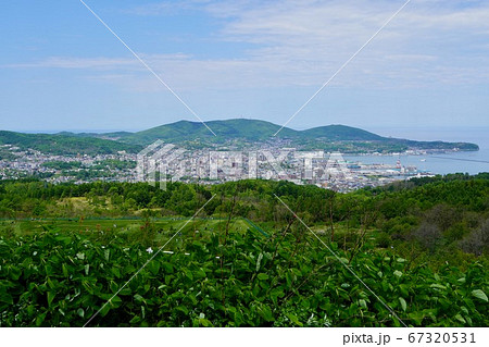 市内某所から見る小樽の町並み 67320531